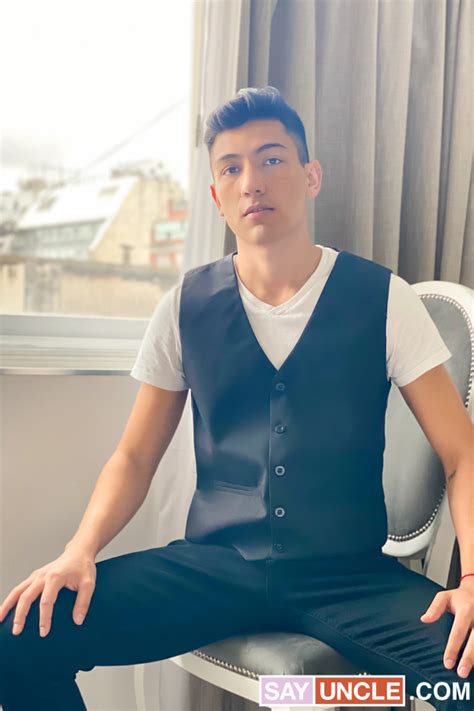 latinlehe|At Your Service .